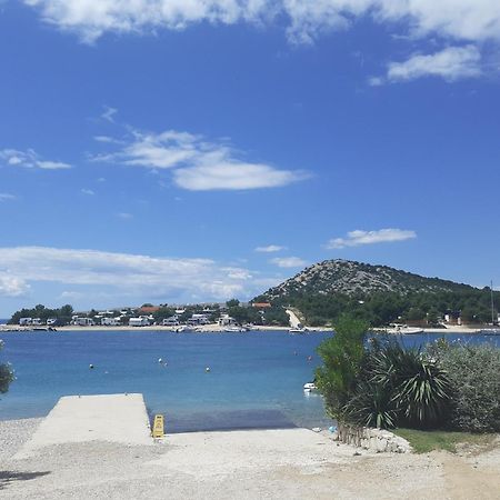 Eden Lady Mobile Home, Croatia, Drage Ngoại thất bức ảnh