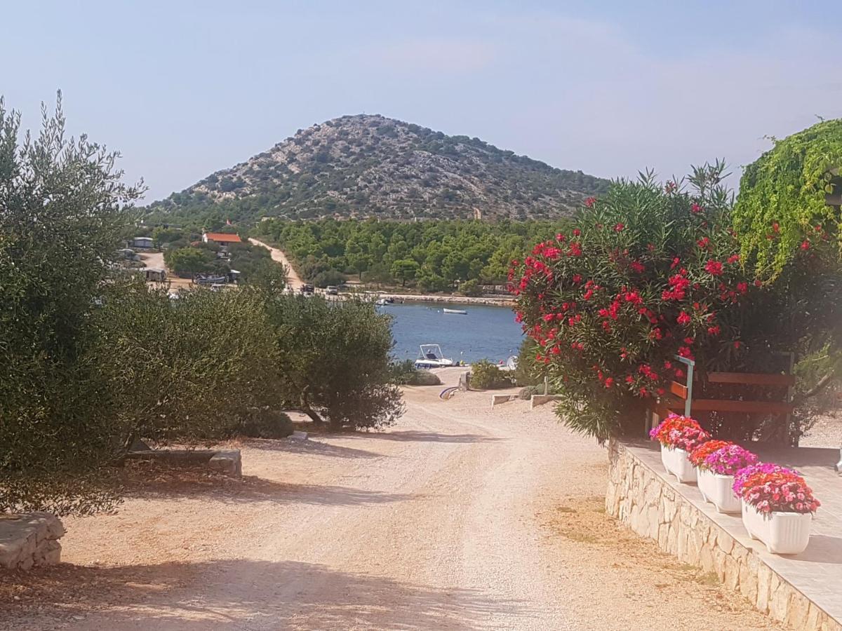 Eden Lady Mobile Home, Croatia, Drage Ngoại thất bức ảnh