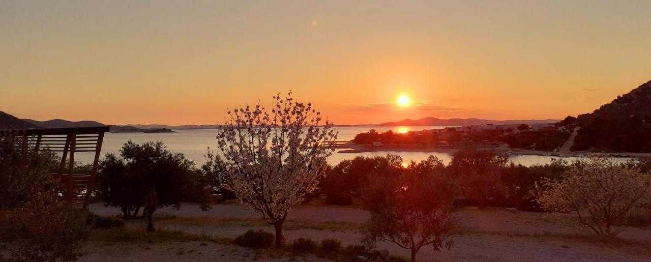 Eden Lady Mobile Home, Croatia, Drage Ngoại thất bức ảnh